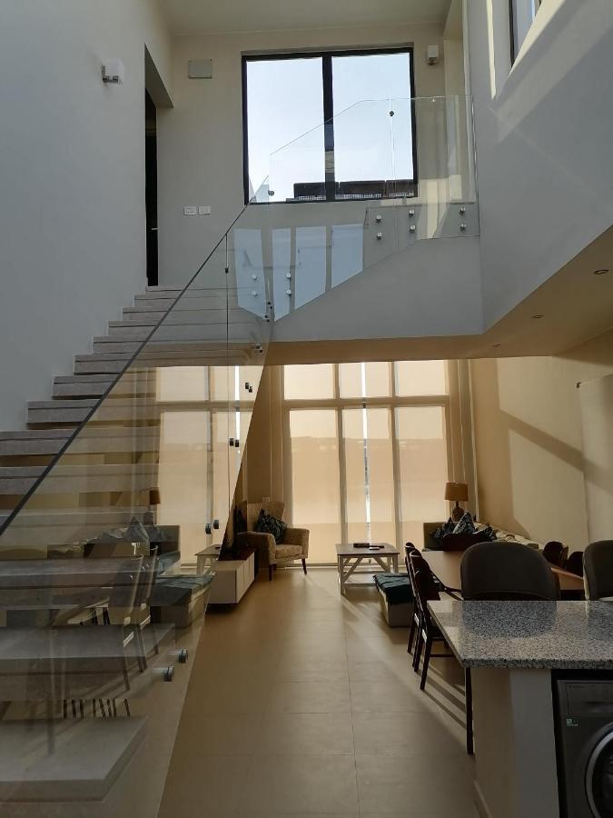 Tawila, 4 Bedroom Villa, Brand New, Directly On A Lagoon